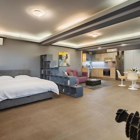 Boutique Apartment In Athens Center Buitenkant foto