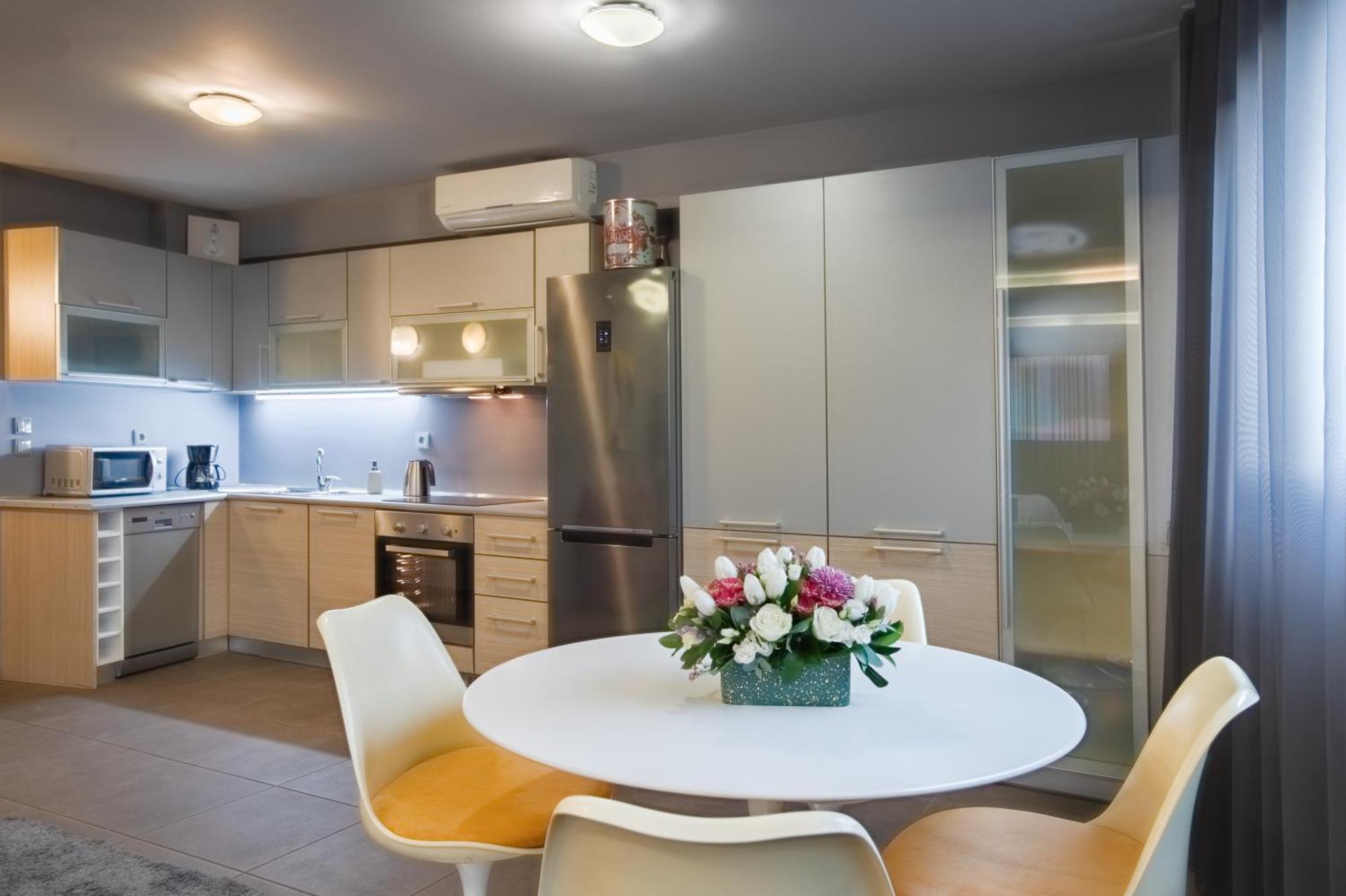 Boutique Apartment In Athens Center Buitenkant foto
